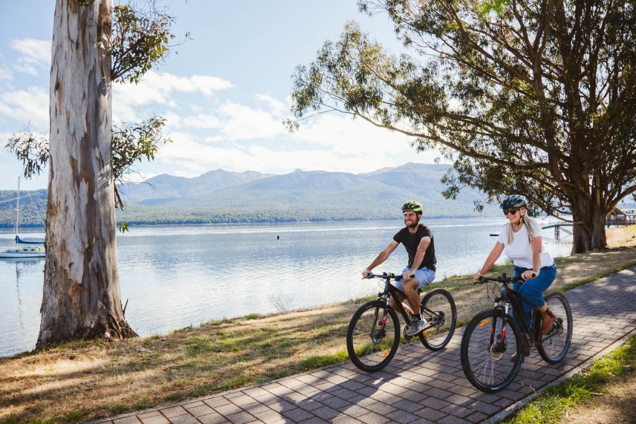 Radfords On The Lake Te Anau Exteriör bild