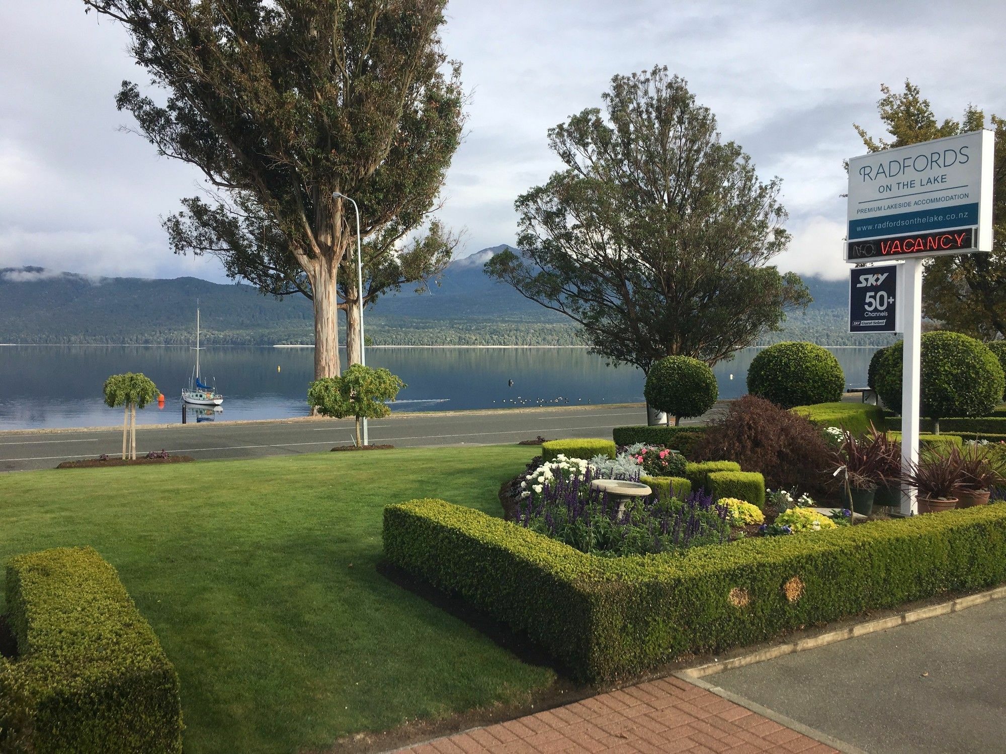 Radfords On The Lake Te Anau Exteriör bild